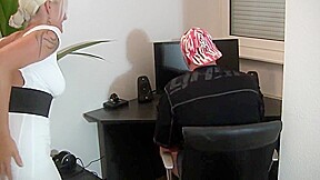 Head 223