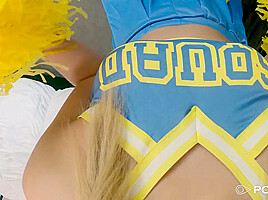Horny Cheerleader - POVD