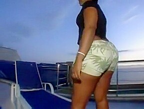 Horny Latina, Shaved adult clip
