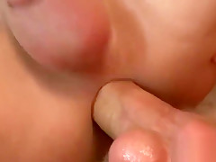 Horny dude is giving stud a lusty 10-pounder sucking experience