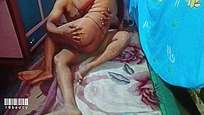 Hot Desi Sexy Bhabhi Ne Apni Choot Ki Pyas Doodhwale Se Bujhayi (bengali-roleplay)