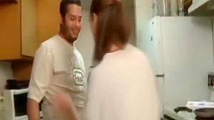 Hot Girl receive massive facial in the kitchen !
