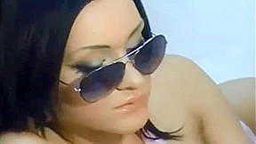Hot Sunglassez Babe Sexy Smoking Titz & Pussy Play