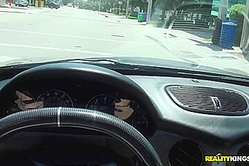 Hot blonde Bella sucks in the car