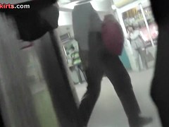 Hot college gal pink panty upskirting