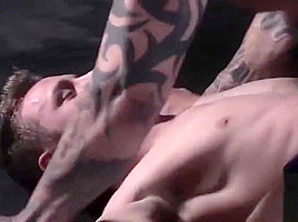 Hot stud Jordan Levine annihilates the ass of Brandon Evans
