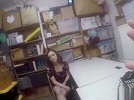 Hot teen 18+ Shoplifter Became Very Cooperative