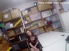 Hot teen 18+ Shoplifter Became Very Cooperative