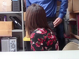 Hot teen 18+ Shoplifter Became Very Cooperative