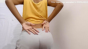 Indian Village College Girl Showing Her Boobs And Pussy
