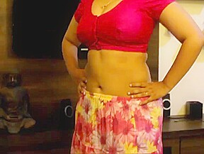 Indian bhabhi erotic blowjob and cum on boobs