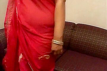Indian teen 18+ Needs Tutoring In Sex