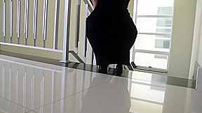 Irene Jess Wedges Crushing