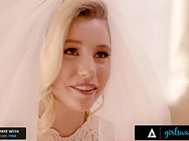 Julia Ann And Carolina Sweets In Gorgeous Bride Fucks Her Sexy Stepmom