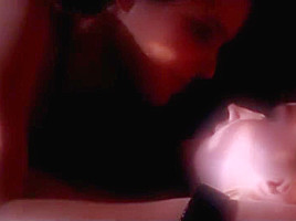 Juno Temple - Curly Blone teen 18+, Topless Small Boobs - Kaboom (2010)