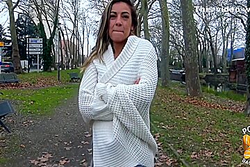 Kinahaya, Coquine Sexy, Aime Quand On Lui Baise Bien Le Cul 15 Min
