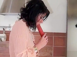 Kinky Pornstar Gives Pov Orall-service And Drinks Some Piss