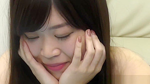 Kinky asian babe peeing