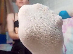 Kukold Pov Lizhi Moi Gryaznye Nosochki I Ogromnyi Dildo Ch 2 Joi Obratnyi Otschet  Evelina Rouz