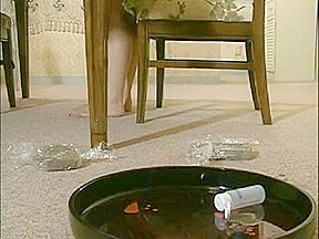 LEZJAV (FA1173 Lesbian Housewife)