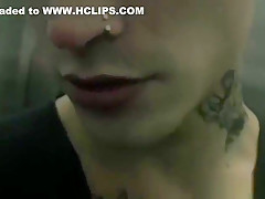 Latino gets facialized by gay guy