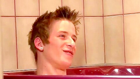 Legal Age teenagers 18+ Barebacking In The Shower
