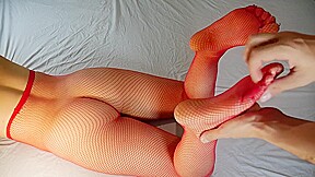 Legs Massage And Handjob Milf In Red Fishnets - Barbie Sweet Feet
