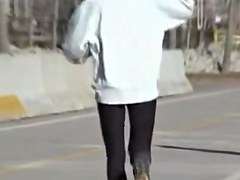 Marathoners are shaking their tight candid booties 08j