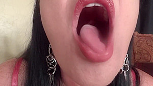 Michelle Vince Mouth Fetish & Teeth