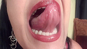 Michelle Vince Mouth Fetish & Teeth