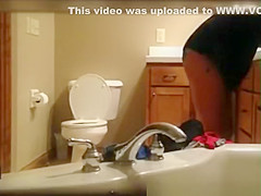 Milf caught in bathroom hidd cam