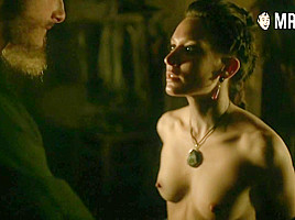 Milla Jovovich's Resident Beav-il - Mr Skin