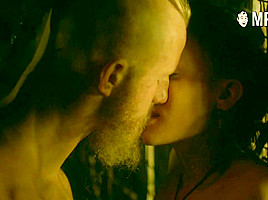 Milla Jovovich's Resident Beav-il - Mr Skin