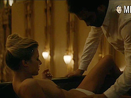 Milla Jovovich's Resident Beav-il - Mr Skin