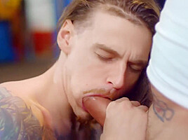 Muscled Feels Up To Hard Pounding