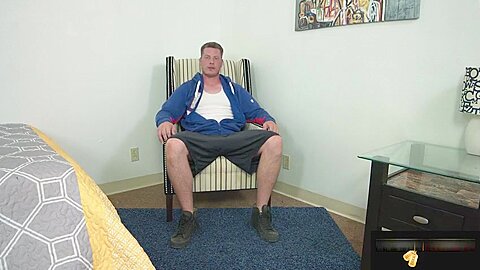 Muscular hunks kinky cocksucking party