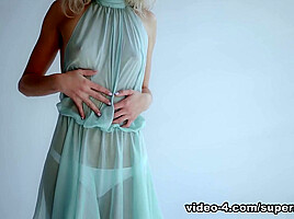 My First Time with Bella Luz - SuperbeModels