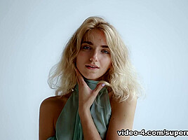 My First Time with Bella Luz - SuperbeModels