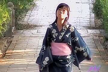 Mysterious sweet geisha is having unexpected sharking encounter with some fellow