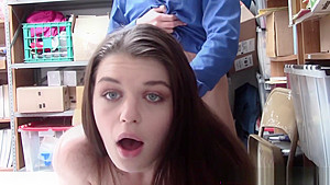 Nailing Sultry Sweety Anastasia For Shoplifting