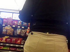 Nice white booty in khakis