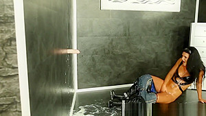 Nicole Vice vice tugs bukkake gloryhole in high def