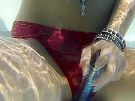 Nikki 4th Of July Pool Masturbation