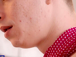 Nikki Nuttz - A Mature Woman Wants To Relax With A Young Man After Work