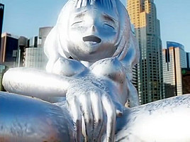 Nude statue of the sunset