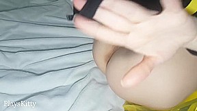 Ochen Goryachaya Devochka V Otlichnoi Ubke Trahaet Svou Kisku! Fisting!