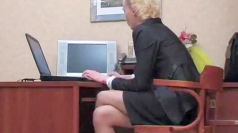 Office girlsies anal sex