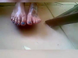 Oily Foot Tease w Quick Footjob