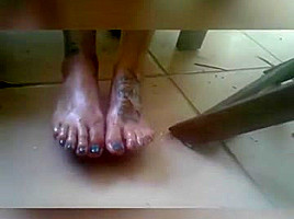 Oily Foot Tease w Quick Footjob