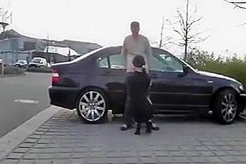 Outdoor Sexy Fist & Blow Job